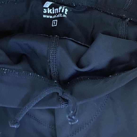 Skinfit compression cycling shorts, UNISEX Size SMALL - Picture 5 of 8